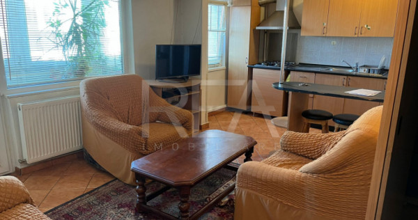 Garsoniera la intersectia Mihalache cu Averescu