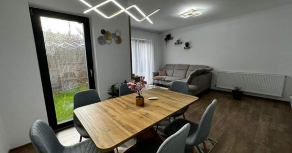 Casă cu 4 camere de v&acirc;nzare Trivale, Campilui | mobilata s