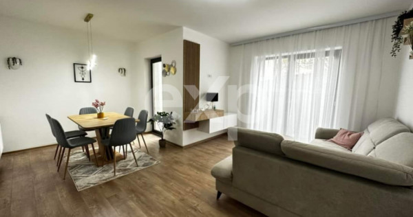Casă cu 4 camere de v&acirc;nzare Trivale, Campilui | mobilata s