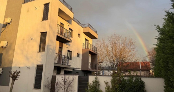 Afacere regim hotelier - imobil 7 apartamente, zona Tractorul!