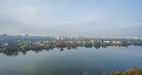 Vedere Unica Catre Lac - Prima Inchiriere