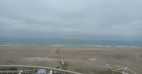 Mamaia Nord, prima linie la mare, 120mp, apartament 4 camere