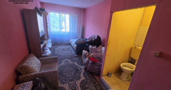 Garsoniera etaj 2 - situata in cartier Dallas - de vanzare !