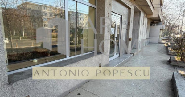 Spatiu comercial, parter de bloc, stradal, Ploiesti, Democra