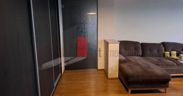 V&acirc;nzare apartament 3 camere Obregia