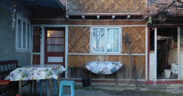 Casa 3 camere zona munte Bozioru, Buzau