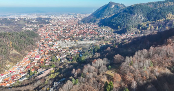 Teren Colinar Panoramic &ndash; 17.684 mp &icirc;n Scheii Brașovului