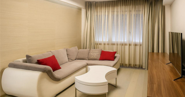 Rezidenta apreciabila, mobilata, accesorizata, vedere montan