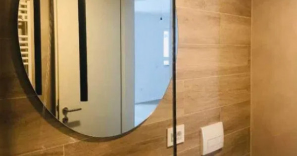 Apartament 2 camere, decomandat - zona Tractorul