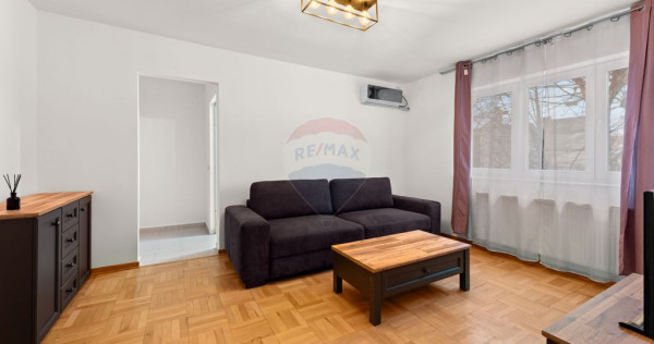 Apartament de &icirc;nchiriat cu 3 camere Ultracentral, parcar...