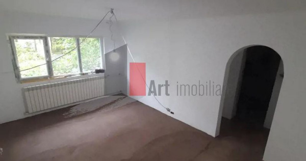 V&acirc;nzare apartament 2 camere semidecomandat Drumul Găzar...