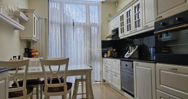 4 cam floreasca, plus 1 cam mansarda(birou), in vila, curte,