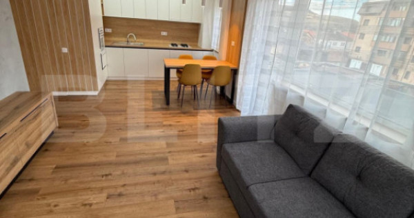 Apartament de vanzare, 2 camere, 53 mp, balcon si parcare, B