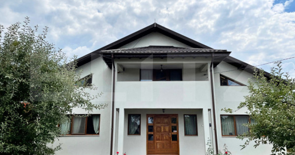 Casa cu 3000 mp Teren si Livada In Dumbrava - Sos. Principal