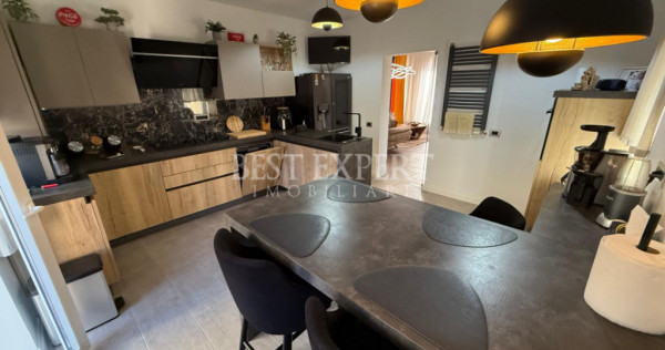 Casă tip duplex elegantă și complet utilată/ confort, ra