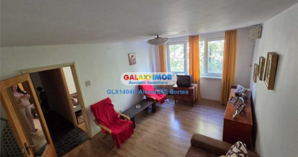 Drumul Taberei - V. C#259;lugareasca, etaj, 2, dec., bucatar