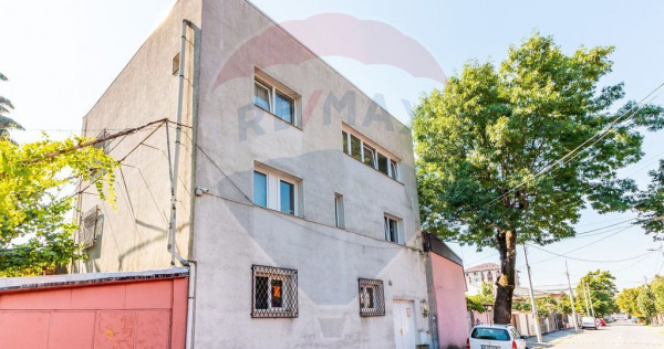 De &icirc;nchiriat &ndash; Parter vilă pretabil depozitare / logi...