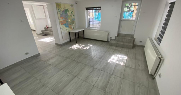 Parter casa 146mp 7 camere acces din Bulevadul Marasesti ...