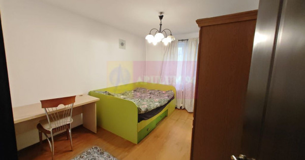 Apartament 3 camere Dristor OMV Răcari