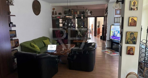 3 camere, Matei Voievod, etaj 1, an 2008, 98 mp