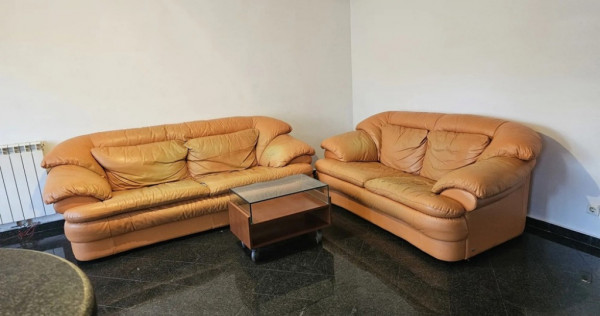 Decebal, stradal 3 camere , utilat si mobilat