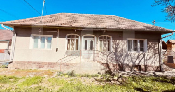 Casa si gradina in Bodoc