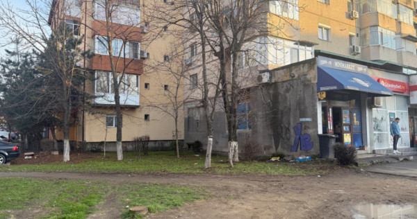 Teren intravilan 150 mp, stradal, Rovine, langa Pizza Ibizza