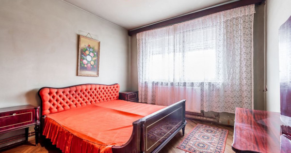 Apartament cu 4 camere decomandat cu vedere panoramica