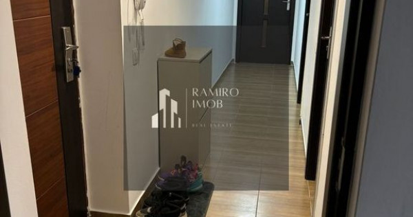 Apartament cu 2 camere, decomandat