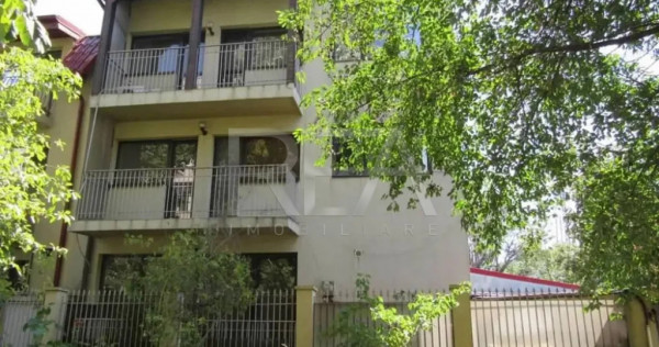 Vila in sectorul 3 zona Trapezului / 1 Decembrie 1918