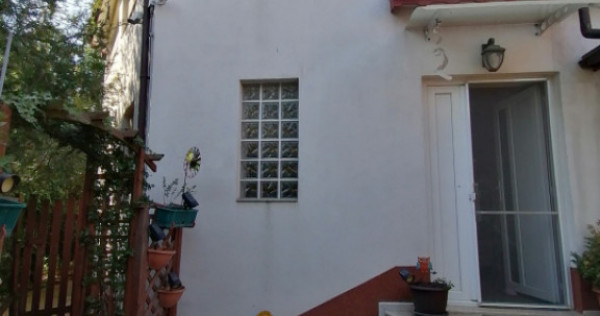 Casă spațioasă 4 camere, teren generos, Oituz &ndash; Lumina