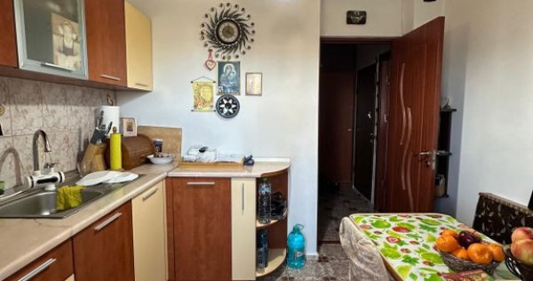 3 Camere - 70 mp si Boxa - Metrou 1 Decembrie la 5 Minute