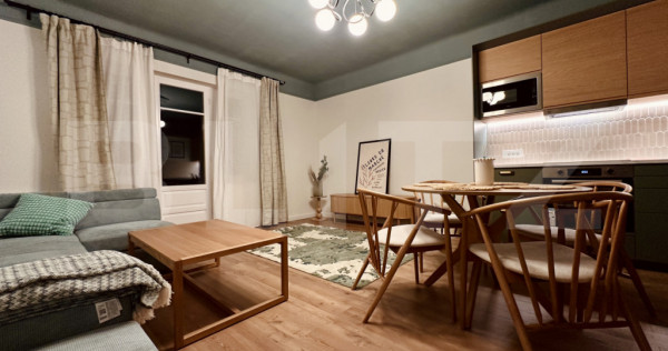 Apartament Universitate - Central, 3 camere, renovat