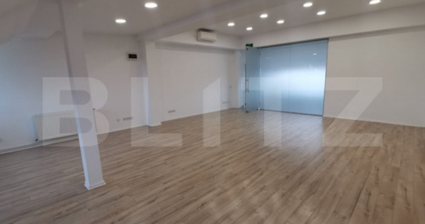 Spatiu Open-Space, 65mp, zona Piata 1 Mai