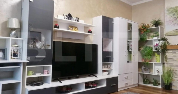 Apartament cu 2 camere, decomandat