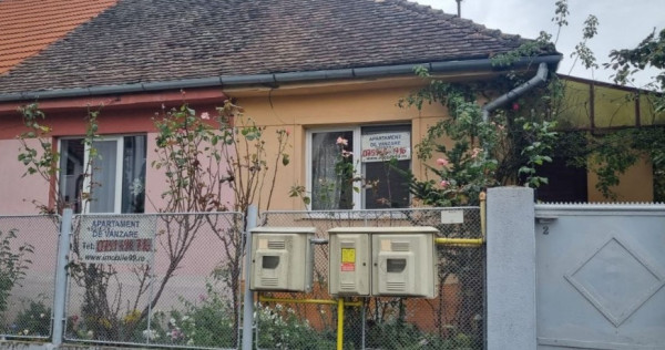 Apartament casa 85mp,PiataCluj,250mp curte str Ion Reteganu nr2