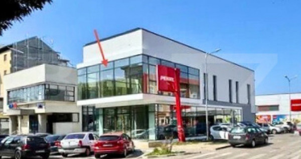 Spațiu comercial nou, 150 mp, Zona Ultracentrala - Titu