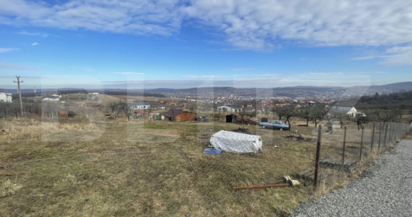 Teren Intravilan de vanzare, 1.211 mp, priveliste panoramica