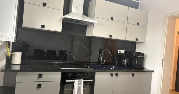 Apartament de 2 camere zona SANPETRU,