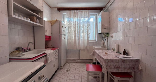 Etaj 1 - Apartament 2 camere Calea Galati, confort 1 semidec
