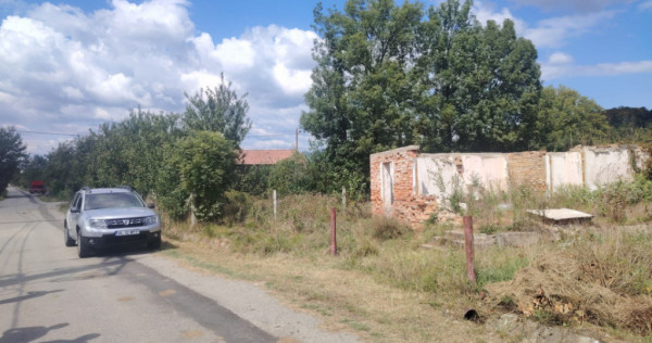 Teren intravilan 2.000 mp + construcții &ndash; Comuna Bunești