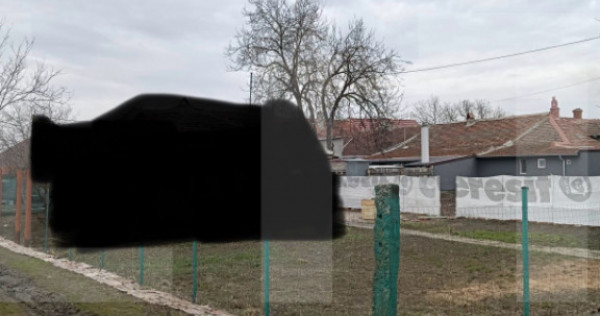 Casa de vanzare, 403 mp, zona Ronat