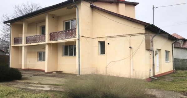 Casă de v&acirc;nzare, 354 mp, zona Titu