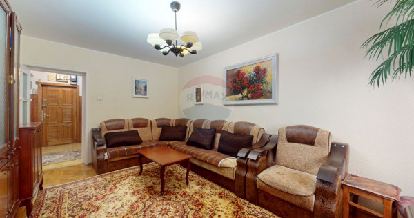 Apartament 3 camere decomandat | Parcare | Predeal | Apro...