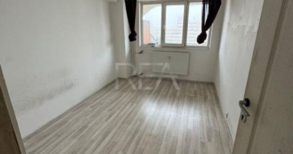 3 camere Pantelimon decomandat, an 1977, 74 mp