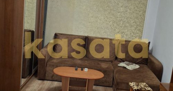 2 camere de &icirc;nchiriat | Polonă | Ultracentral | 5 min m...