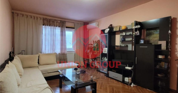 Apartament 3 camere Decomandat, Etaj 1, Zona Poarta 6