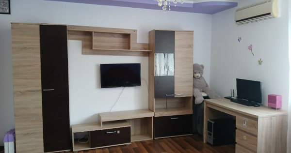 Vand apartament 1 camera aproape de Piata Mare