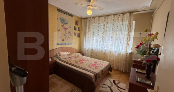 Apartament 3 camere, 54 mp, zona Tatarasi