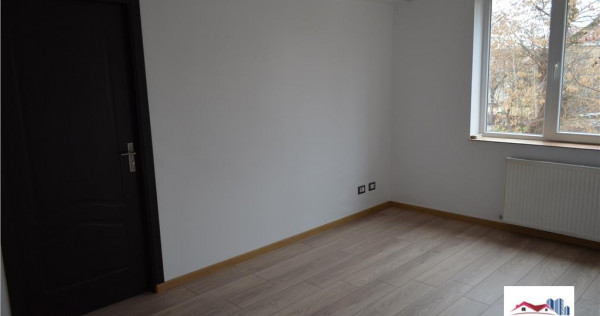 Spatiu pentru Birouri 2 Camere de Inchiriat Zona Ultracentra